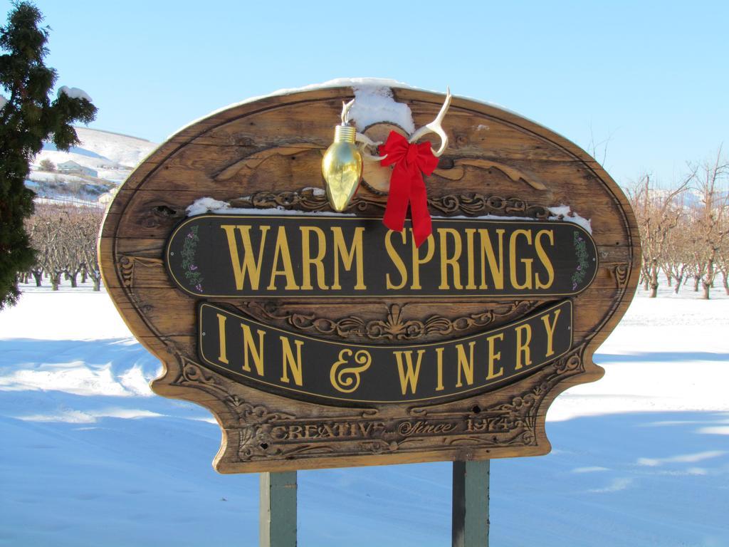 Warm Springs Inn & Winery Sunnyslope 외부 사진